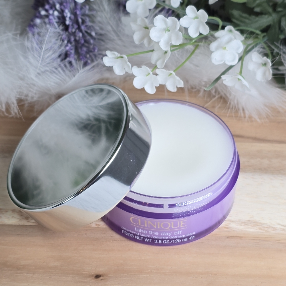 Clinique Take The Day Off Face Cleansing Balm Makeup Remover Full Size 3.8 oz - Picture 6 of 7